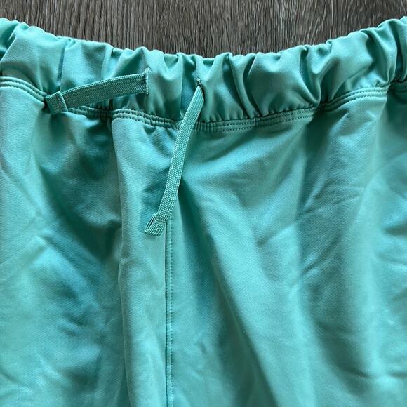 Gymshark Recess Mint Green High Rise Snap Shorts Size M 3” Inseam - Picture 3 of 7